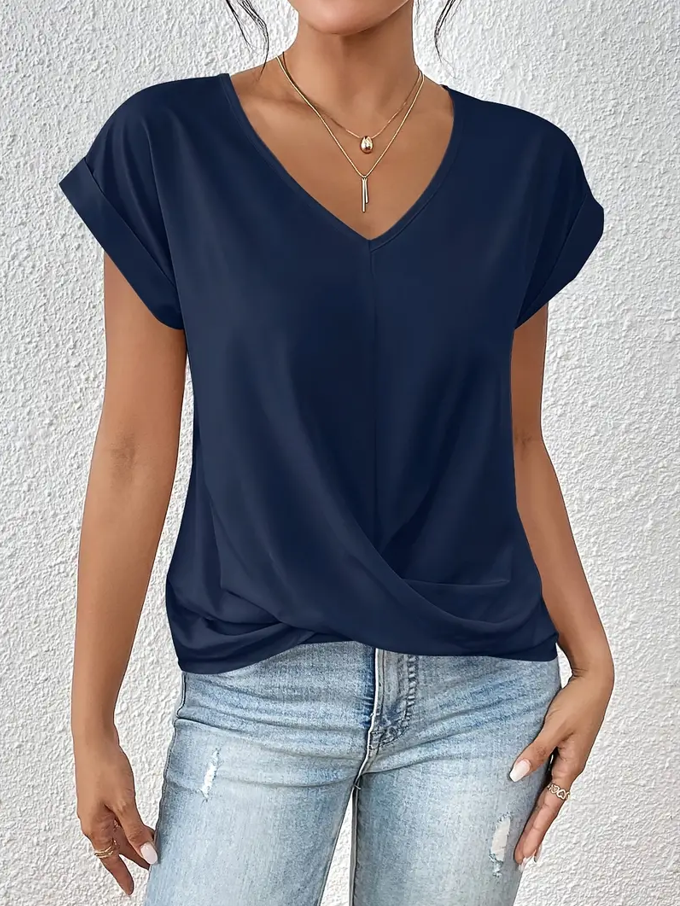 Laia - The perfect v-neck top for woman