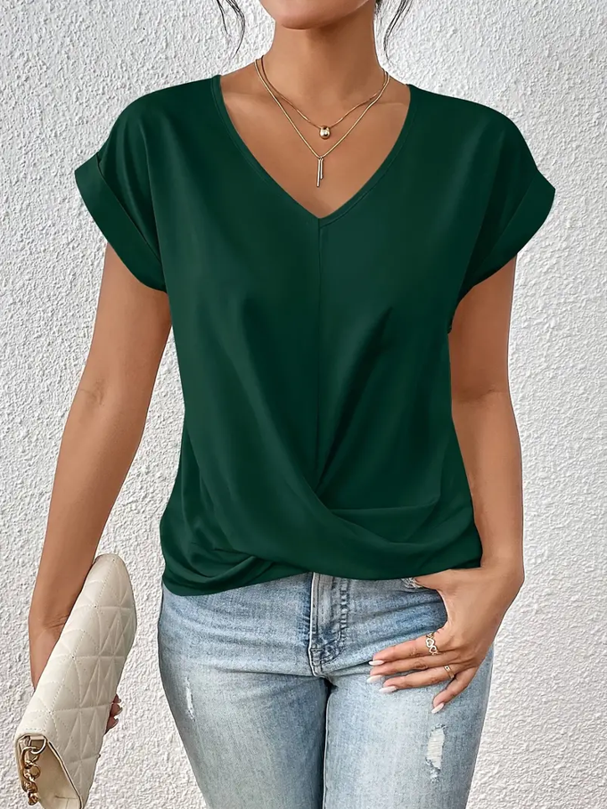 Laia - The perfect v-neck top for woman