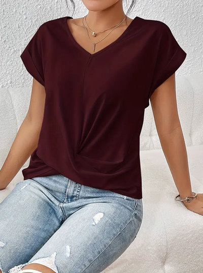 Laia - The perfect v-neck top for woman